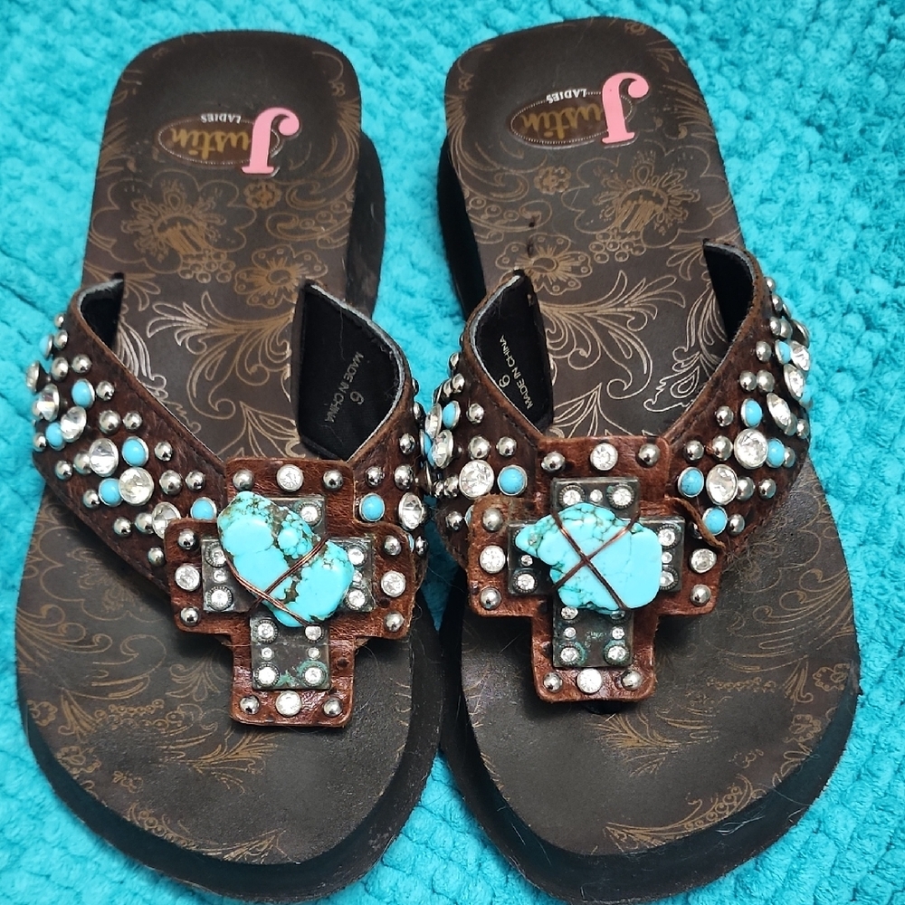 Justin Women's Brown and Turquoise Sandals